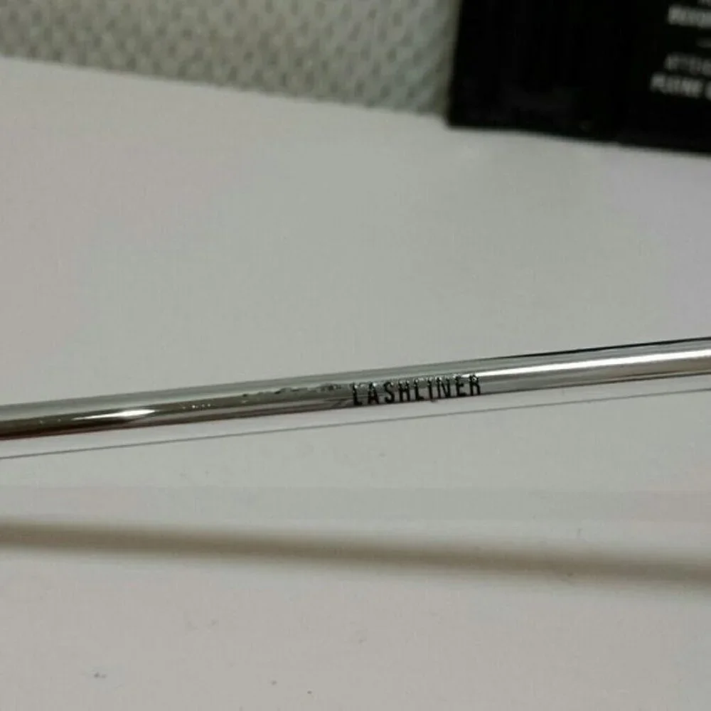 Buxom Eye Brush DuoBuxom Eye Brush Duo